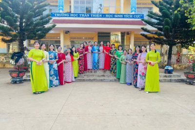 CHÀO THÁNG 3